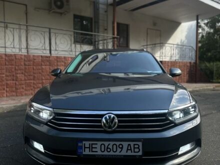 Серый Фольксваген Пассат, объемом двигателя 2 л и пробегом 288 тыс. км за 18700 $, фото 1 на Automoto.ua