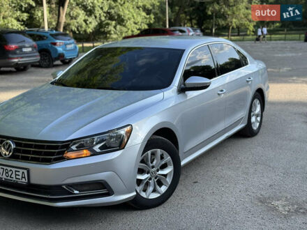 Серый Фольксваген Пассат, объемом двигателя 1.8 л и пробегом 95 тыс. км за 12700 $, фото 1 на Automoto.ua