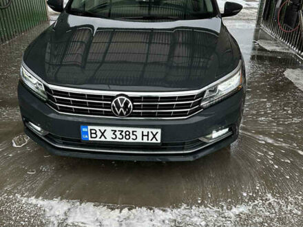 Серый Фольксваген Пассат, объемом двигателя 1.8 л и пробегом 96 тыс. км за 15600 $, фото 1 на Automoto.ua