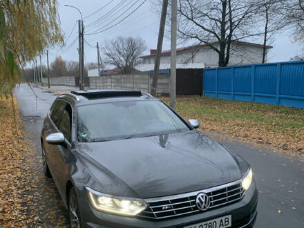 Серый Фольксваген Пассат, объемом двигателя 1.97 л и пробегом 295 тыс. км за 17600 $, фото 1 на Automoto.ua