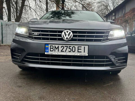 Серый Фольксваген Пассат, объемом двигателя 2 л и пробегом 131 тыс. км за 13800 $, фото 1 на Automoto.ua