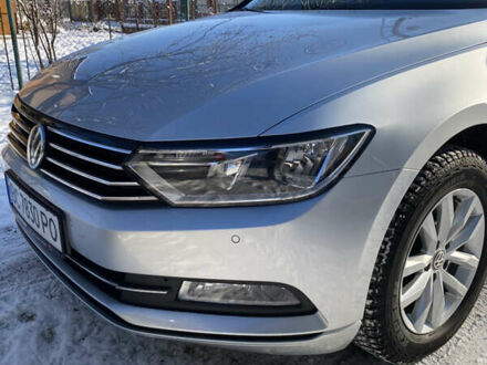 Фольксваген Пассат 2018 в Дрогобыче на Automoto.ua Серый Фольксваген Пассат, объемом двигателя 1.97 л и пробегом 273 тыс. км за 17999 $, фото 1 на Automoto.ua