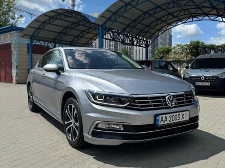 Серый Фольксваген Пассат, объемом двигателя 1.97 л и пробегом 128 тыс. км за 27000 $, фото 1 на Automoto.ua