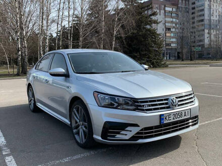 Фольксваген Пассат 2018 в Кривом Роге на Automoto.ua Серый Фольксваген Пассат, объемом двигателя 2 л и пробегом 107 тыс. км за 16000 $, фото 1 на Automoto.ua
