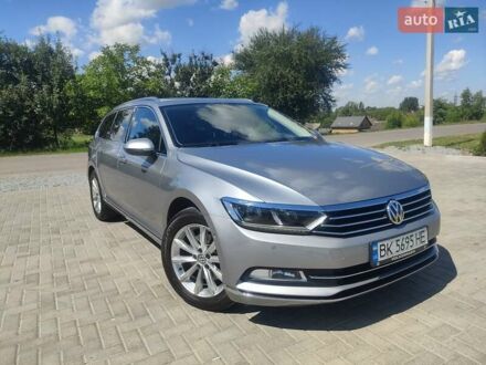 Серый Фольксваген Пассат, объемом двигателя 2 л и пробегом 244 тыс. км за 16900 $, фото 1 на Automoto.ua