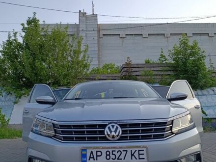 Серый Фольксваген Пассат, объемом двигателя 2 л и пробегом 129 тыс. км за 17000 $, фото 1 на Automoto.ua