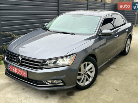 Сірий Фольксваген Пассат, об'ємом двигуна 2 л та пробігом 93 тис. км за 14700 $, фото 1 на Automoto.ua