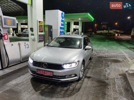 Фольксваген Пассат 2018 у Києві на Automoto.ua Сірий Фольксваген Пассат, об'ємом двигуна 1.97 л та пробігом 214 тис. км за 19200 $, фото 1 на Automoto.ua