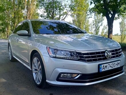 Серый Фольксваген Пассат, объемом двигателя 2 л и пробегом 108 тыс. км за 17500 $, фото 1 на Automoto.ua