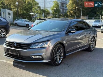 Сірий Фольксваген Пассат, об'ємом двигуна 2 л та пробігом 102 тис. км за 20500 $, фото 1 на Automoto.ua