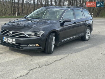 Сірий Фольксваген Пассат, об'ємом двигуна 2 л та пробігом 197 тис. км за 15999 $, фото 1 на Automoto.ua