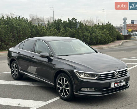 Серый Фольксваген Пассат, объемом двигателя 1.97 л и пробегом 153 тыс. км за 25999 $, фото 1 на Automoto.ua
