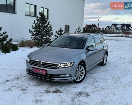 Серый Фольксваген Пассат, объемом двигателя 1.6 л и пробегом 228 тыс. км за 17000 $, фото 1 на Automoto.ua