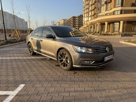 Сірий Фольксваген Пассат, об'ємом двигуна 2 л та пробігом 155 тис. км за 15700 $, фото 1 на Automoto.ua