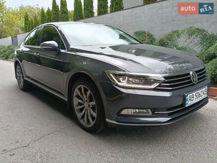 Фольксваген Пассат 2018 в Киеве на Automoto.ua Серый Фольксваген Пассат, объемом двигателя 1.97 л и пробегом 143 тыс. км за 22300 $, фото 1 на Automoto.ua