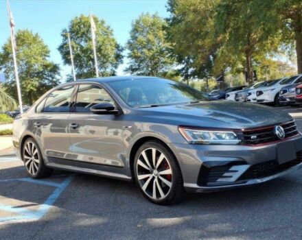 Фольксваген Пассат 2018 в Киеве на Automoto.ua Серый Фольксваген Пассат, объемом двигателя 3.6 л и пробегом 33 тыс. км за 6000 $, фото 1 на Automoto.ua