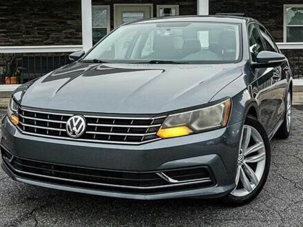 Серый Фольксваген Пассат, объемом двигателя 2 л и пробегом 40 тыс. км за 7500 $, фото 1 на Automoto.ua