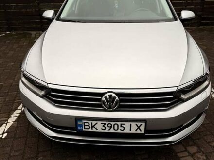 Серый Фольксваген Пассат, объемом двигателя 1.97 л и пробегом 215 тыс. км за 21000 $, фото 1 на Automoto.ua