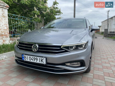 Фольксваген Пассат 2019 у Хороле на Automoto.ua Сірий Фольксваген Пассат, об'ємом двигуна 1.97 л та пробігом 255 тис. км за 18200 $, фото 1 на Automoto.ua