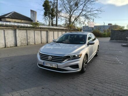 Серый Фольксваген Пассат, объемом двигателя 2 л и пробегом 170 тыс. км за 17800 $, фото 1 на Automoto.ua