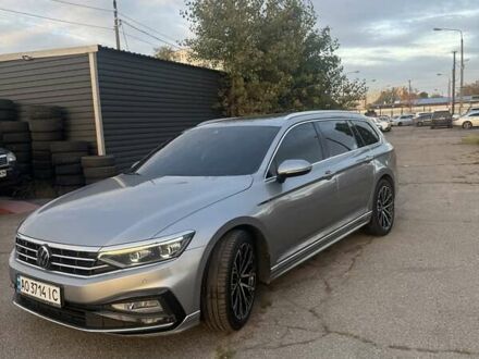 Фольксваген Пассат 2020 в Киеве на Automoto.ua Серый Фольксваген Пассат, объемом двигателя 1.97 л и пробегом 197 тыс. км за 22700 $, фото 1 на Automoto.ua