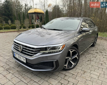 Сірий Фольксваген Пассат, об'ємом двигуна 1.98 л та пробігом 115 тис. км за 21500 $, фото 1 на Automoto.ua