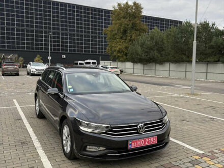 Серый Фольксваген Пассат, объемом двигателя 1.6 л и пробегом 197 тыс. км за 18499 $, фото 1 на Automoto.ua