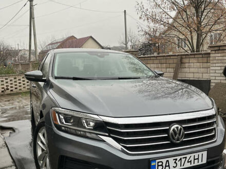 Серый Фольксваген Пассат, объемом двигателя 1.98 л и пробегом 114 тыс. км за 16000 $, фото 1 на Automoto.ua