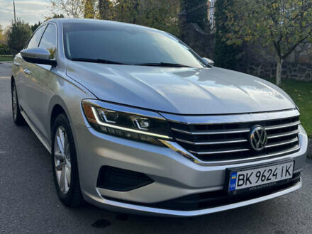 Сірий Фольксваген Пассат, об'ємом двигуна 2 л та пробігом 49 тис. км за 18800 $, фото 1 на Automoto.ua