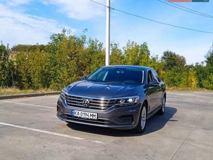 Фольксваген Пассат 2020 в Синельниковом на Automoto.ua Серый Фольксваген Пассат, объемом двигателя 1.98 л и пробегом 120 тыс. км за 17499 $, фото 1 на Automoto.ua