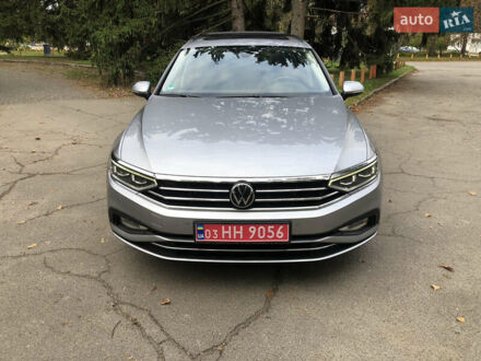 Серый Фольксваген Пассат, объемом двигателя 1.97 л и пробегом 185 тыс. км за 22950 $, фото 1 на Automoto.ua