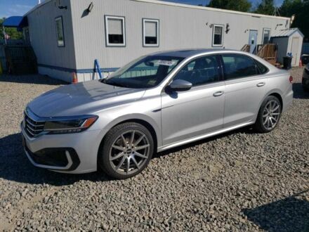 Фольксваген Пассат 2020 в Львове на Automoto.ua Серый Фольксваген Пассат, объемом двигателя 2 л и пробегом 80 тыс. км за 3000 $, фото 1 на Automoto.ua