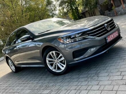 Серый Фольксваген Пассат, объемом двигателя 2 л и пробегом 50 тыс. км за 16500 $, фото 1 на Automoto.ua