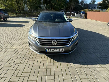 Фольксваген Пассат 2021 у Києві на Automoto.ua Сірий Фольксваген Пассат, об'ємом двигуна 1.98 л та пробігом 92 тис. км за 18650 $, фото 1 на Automoto.ua