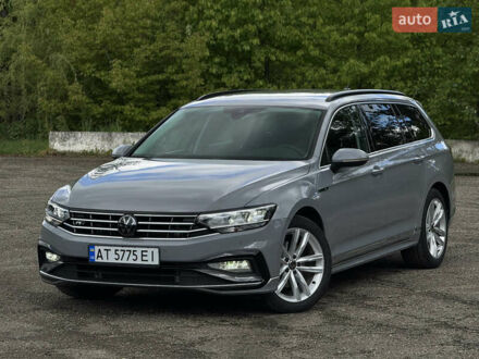 Серый Фольксваген Пассат, объемом двигателя 1.97 л и пробегом 30 тыс. км за 32999 $, фото 1 на Automoto.ua