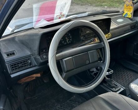 Синий Фольксваген Пассат, объемом двигателя 1.6 л и пробегом 420 тыс. км за 1200 $, фото 2 на Automoto.ua