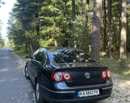 Синий Фольксваген Пассат, объемом двигателя 1.8 л и пробегом 300 тыс. км за 6100 $, фото 3 на Automoto.ua