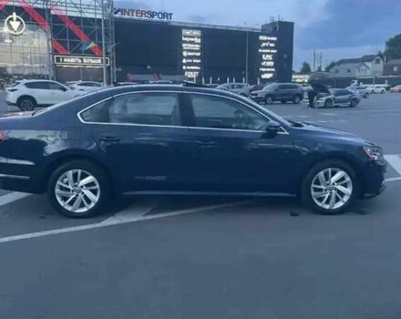 Синий Фольксваген Пассат, объемом двигателя 2 л и пробегом 124 тыс. км за 12100 $, фото 3 на Automoto.ua