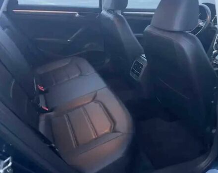 Синий Фольксваген Пассат, объемом двигателя 2 л и пробегом 124 тыс. км за 12100 $, фото 7 на Automoto.ua