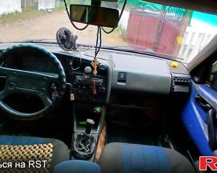 Синий Фольксваген Пассат, объемом двигателя 1.8 л и пробегом 130 тыс. км за 1500 $, фото 1 на Automoto.ua