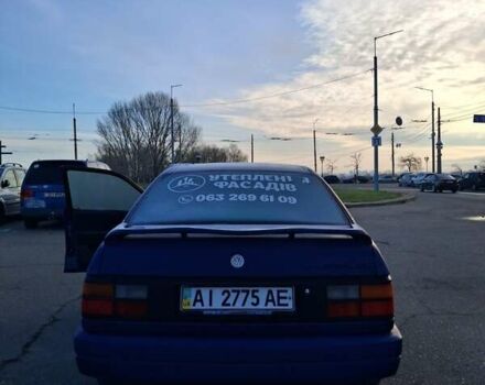 Синий Фольксваген Пассат, объемом двигателя 1.78 л и пробегом 200 тыс. км за 1100 $, фото 1 на Automoto.ua