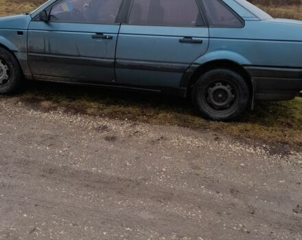 Синий Фольксваген Пассат, объемом двигателя 1 л и пробегом 1 тыс. км за 750 $, фото 1 на Automoto.ua