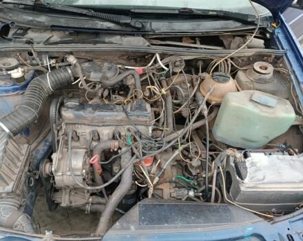 Синій Фольксваген Пассат, об'ємом двигуна 1.8 л та пробігом 500 тис. км за 1400 $, фото 1 на Automoto.ua