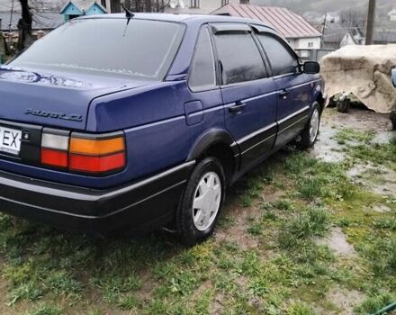 Синий Фольксваген Пассат, объемом двигателя 1.78 л и пробегом 350 тыс. км за 1950 $, фото 4 на Automoto.ua