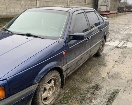 Синій Фольксваген Пассат, об'ємом двигуна 1.8 л та пробігом 300 тис. км за 1750 $, фото 4 на Automoto.ua