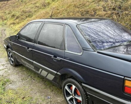 Синий Фольксваген Пассат, объемом двигателя 1.8 л и пробегом 370 тыс. км за 850 $, фото 3 на Automoto.ua