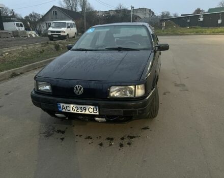 Синий Фольксваген Пассат, объемом двигателя 1.6 л и пробегом 300 тыс. км за 1500 $, фото 6 на Automoto.ua