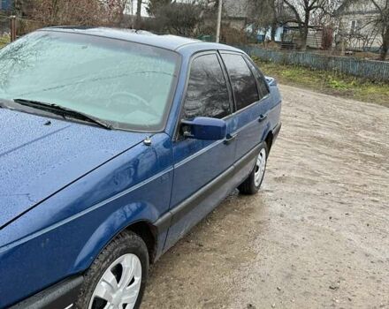 Синий Фольксваген Пассат, объемом двигателя 1.6 л и пробегом 300 тыс. км за 1550 $, фото 5 на Automoto.ua