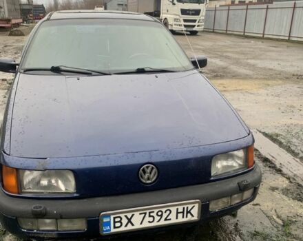 Синій Фольксваген Пассат, об'ємом двигуна 1.8 л та пробігом 300 тис. км за 1750 $, фото 1 на Automoto.ua