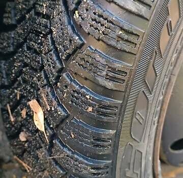 Синий Фольксваген Пассат, объемом двигателя 1.8 л и пробегом 435 тыс. км за 2199 $, фото 26 на Automoto.ua